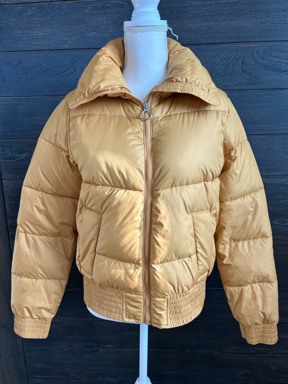 Hollister Golden Yellow Quilted Puffer Jacket Womens Size Medium